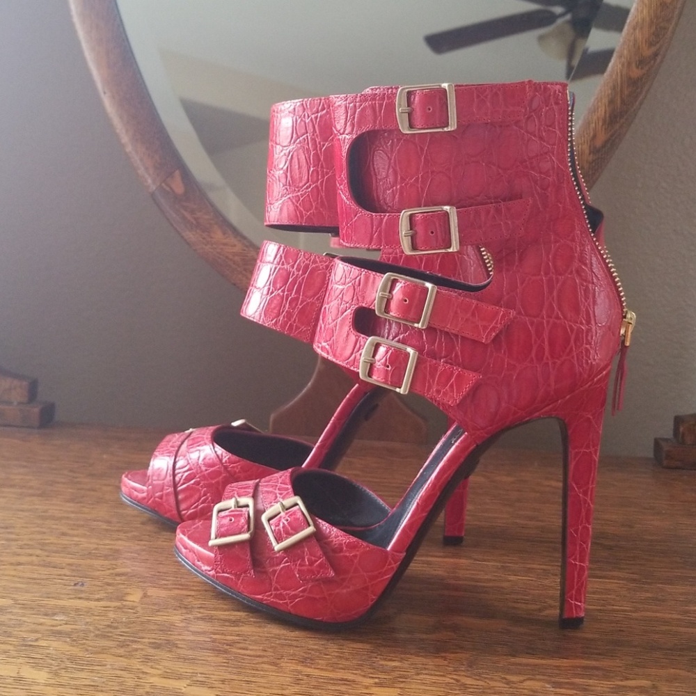 Emilio Pucci Red Croc-Embossed Heels